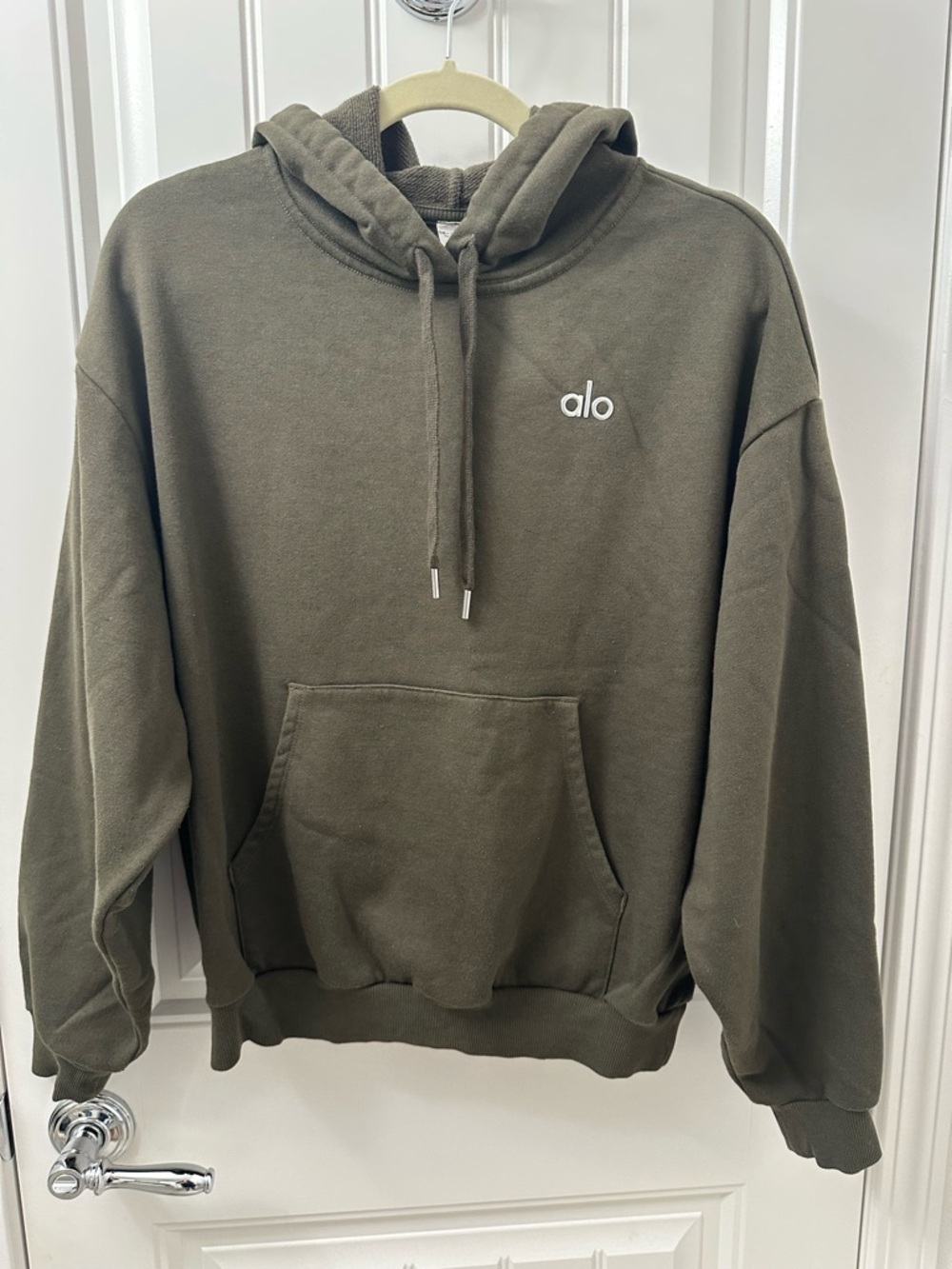 ALO Yoga Accolade Olive Green Hoodie